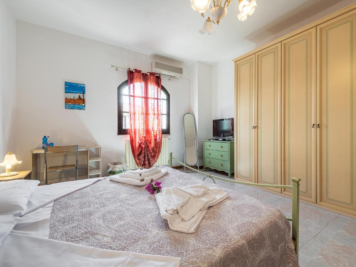 Il Giardino Dell'Arte Bed & Breakfast Capoterra Exterior foto