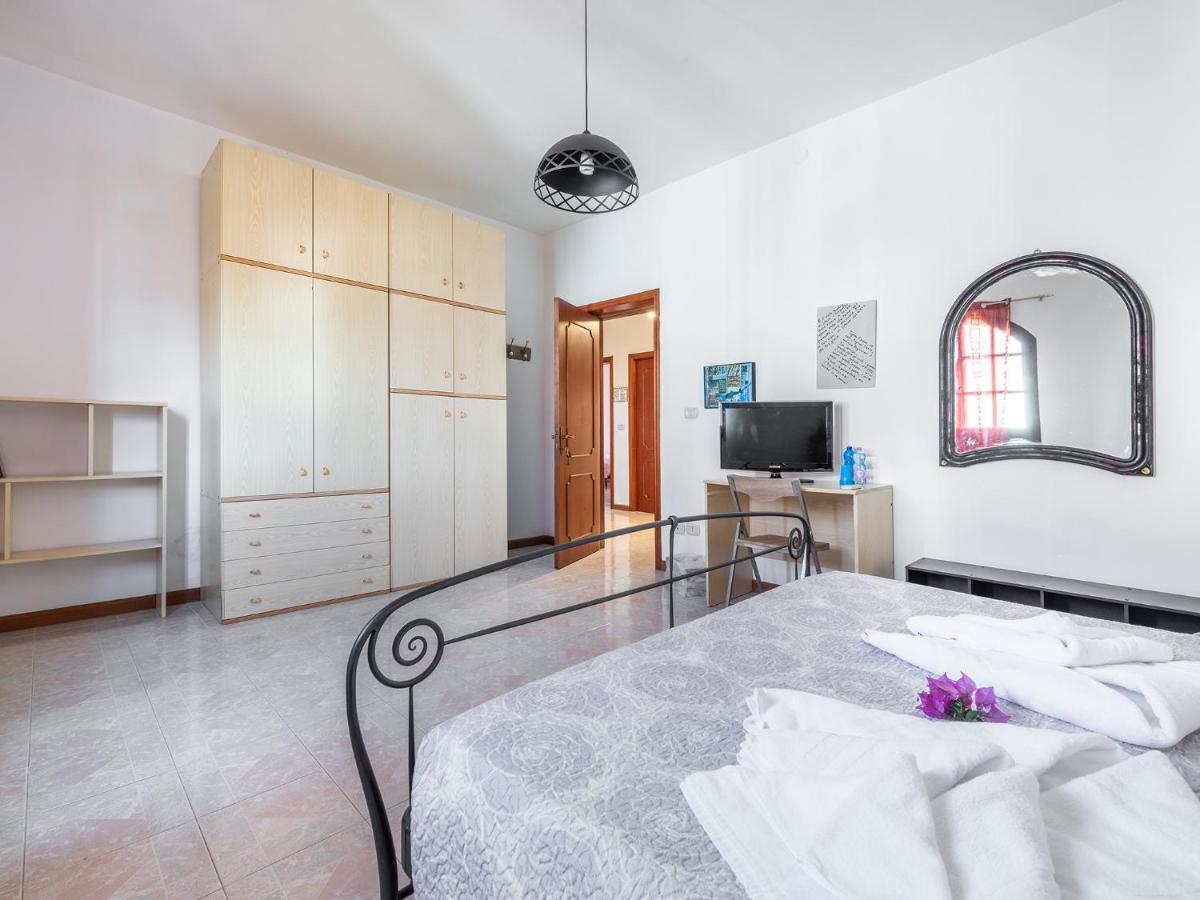 Il Giardino Dell'Arte Bed & Breakfast Capoterra Exterior foto